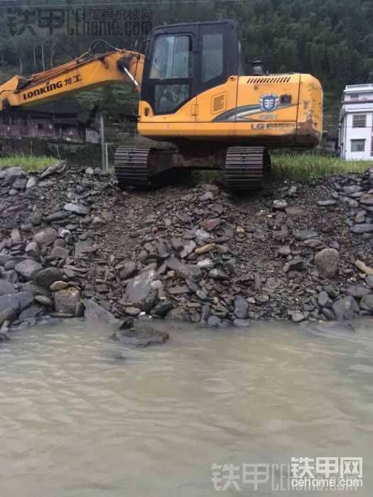 这鬼天气说不好的，把鸡鸡停高点免得晚上睡不着。