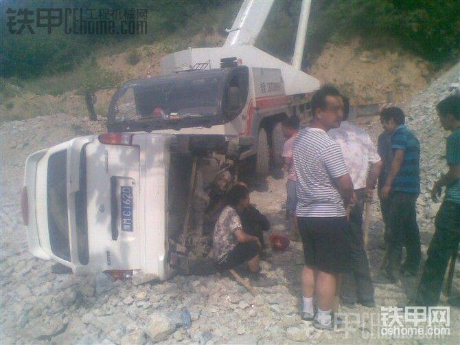 還沒使勁車可翻了