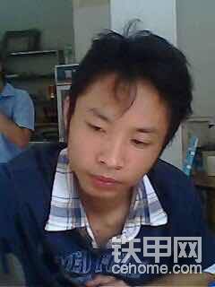 這是本人07年的時(shí)候，在外混了幾年也沒(méi)混出點(diǎn)明堂，后來(lái)認(rèn)識(shí)了老&