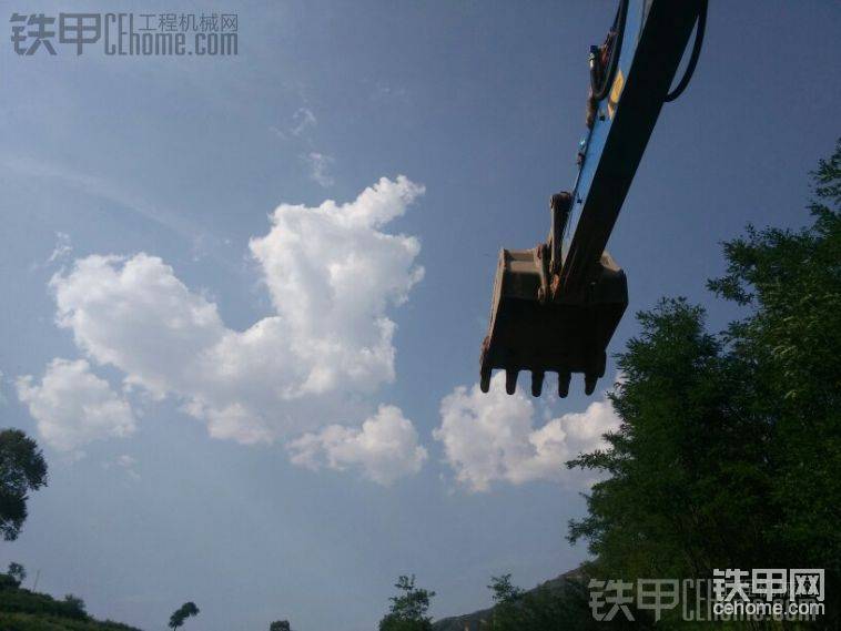 天空藍(lán)
