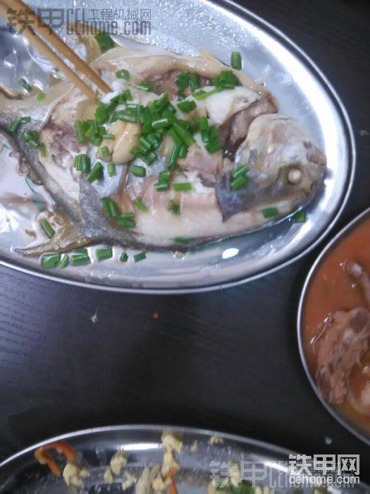 工地老板是福建的，這是海魚以前沒吃過，不知道叫什么…
