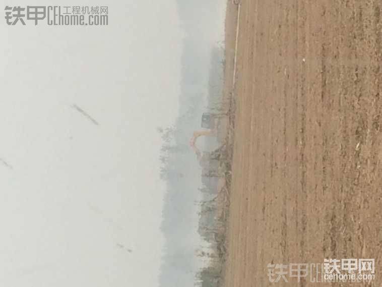 農(nóng)村雜活三個(gè)挖機(jī)我去，