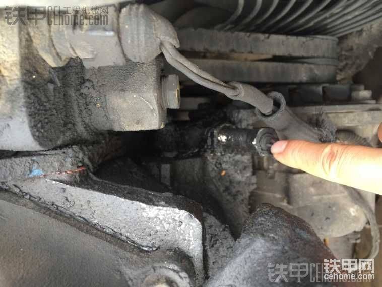 現(xiàn)代雞雞的手指哪個是轉(zhuǎn)速傳感器嗎？