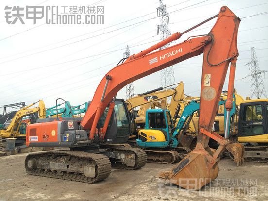 日立 EX200LC-3 二手挖掘機(jī)價(jià)格 36萬 3865小時(shí)