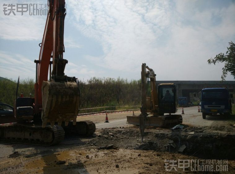 今天省油跟省心在一起干活