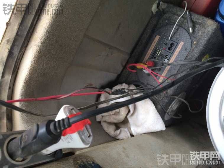 好音質當然不能少了我的博士喇叭，原來的板子用不到了，功能也