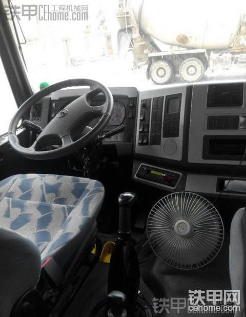 好多罐車?。。?！