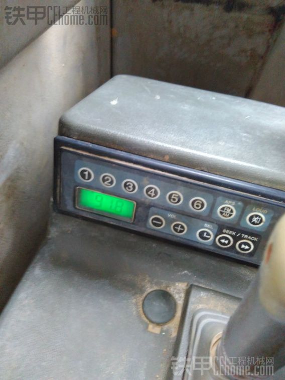 神钢 SK60 二手挖掘机价格 19万 5900小时