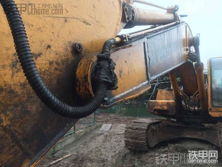 缸還挺粗的。