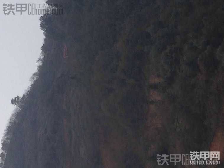看到挖机了吗，