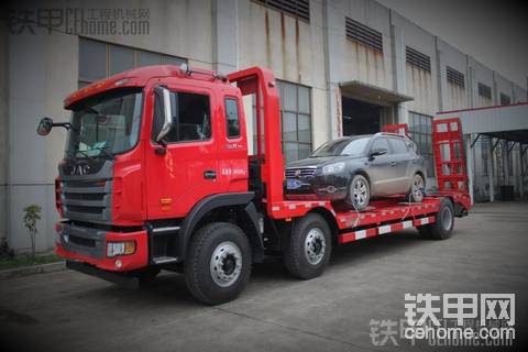 新購拖車，洪湖的200挖機和160推土機的朋友照顧生意呀