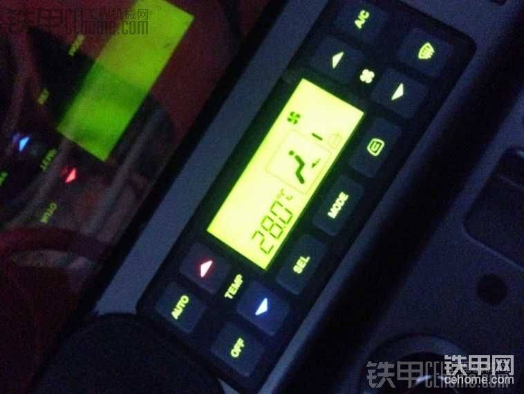 控制面板，晚上加班，真心漂亮
