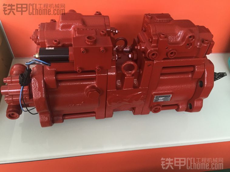 川崎液压泵k3v112