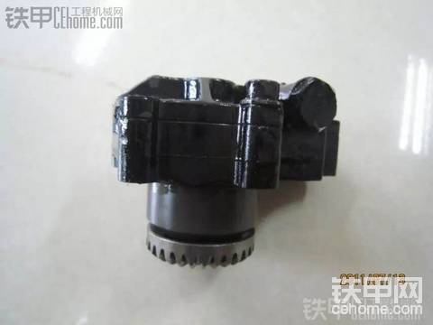 洋马发动机二次供油泵