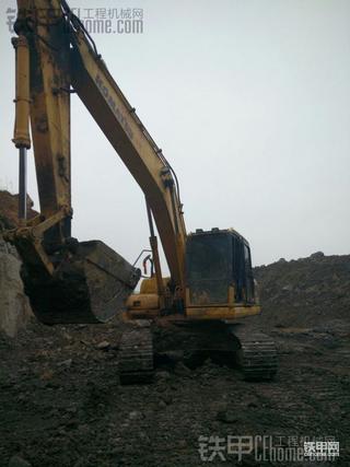 昨天翻的现代机现场直播起吊