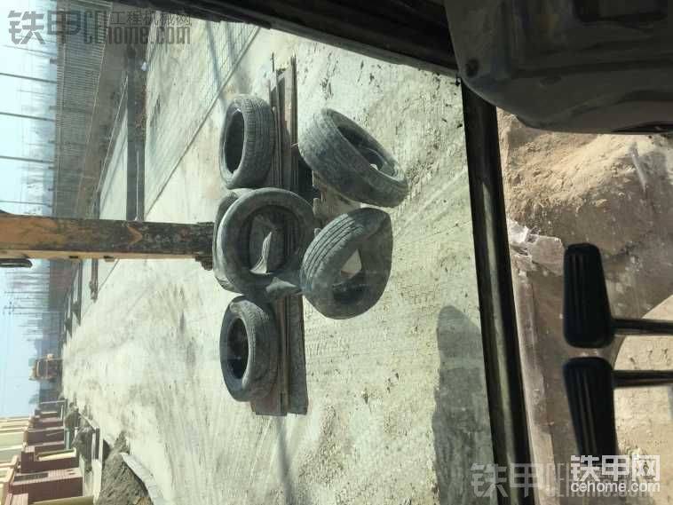干绿化，打小时220。一个月零十天才干了180个小时，我情何以堪？