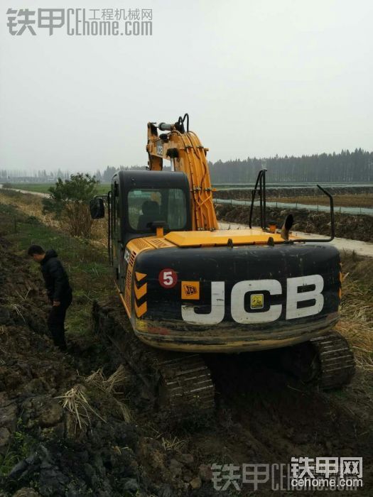 杰西博 JS130LC 二手挖掘机价格 27万 4000小时-帖子图片