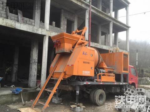 來看！現(xiàn)在農(nóng)村用這種車多吧