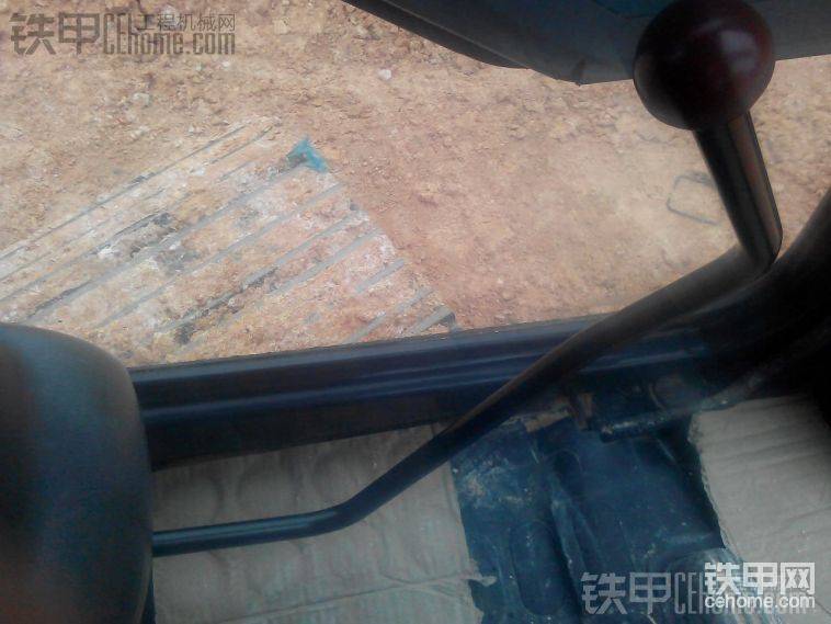 放上去還可以全車動作，還有異響。
