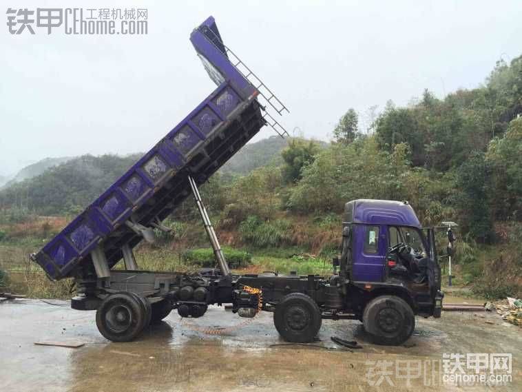 割短了50cm后。現(xiàn)在開回工地，感覺沒有一個彎是好過的，悲劇啊！