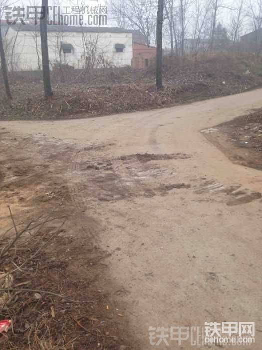 就這個口.開吊車的說過不去