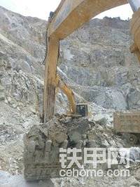 我們鐵甲人過個團圓年。
