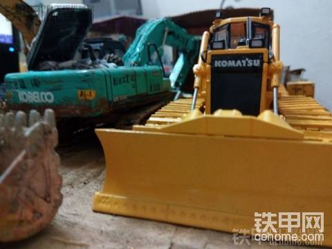 杉田工業(yè)（株）模型第二季 新入兩臺(tái)KOMATSU D65PX推土機(jī)