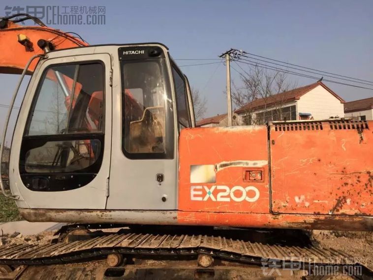 日立 EX200-5 二手挖掘机价格 18万 8800小时