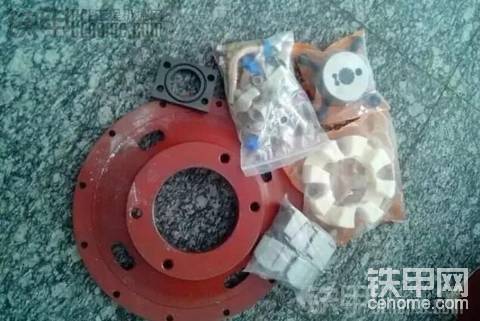 川崎KV3液压泵改装小松日立卡特挖掘机