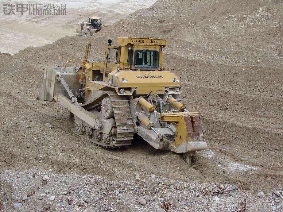 CAT D9L