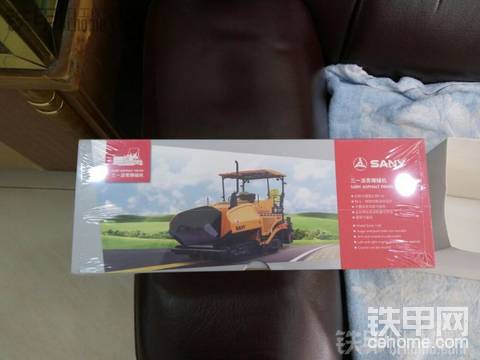 原廠三一鋪攤機模型出售
