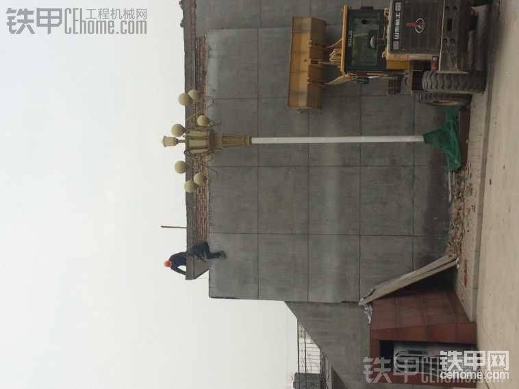 要用车顶住要不怕倒啦
