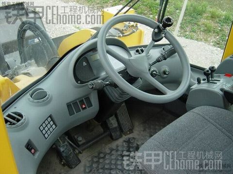 （求磚家）VOLVO L220E 裝載機(jī)前橋輪邊行星齒輪軸承為何總是壞？