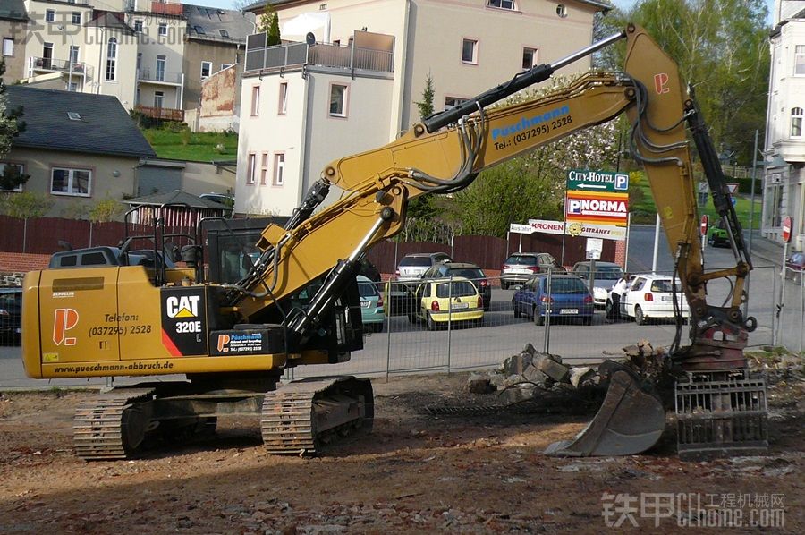 cat 卡特 320 e 挖掘機 美圖