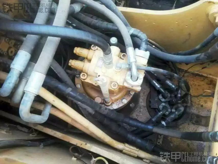 卡特彼勒 CAT320D 二手挖掘機(jī)價(jià)格 48萬 6500小時(shí)