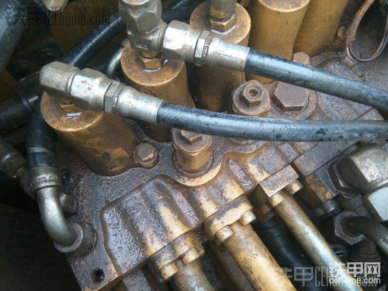 这两个是溢油阀？
