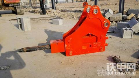破碎錘常見故障原因及處理方法