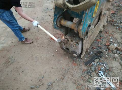 給炮頭換油封