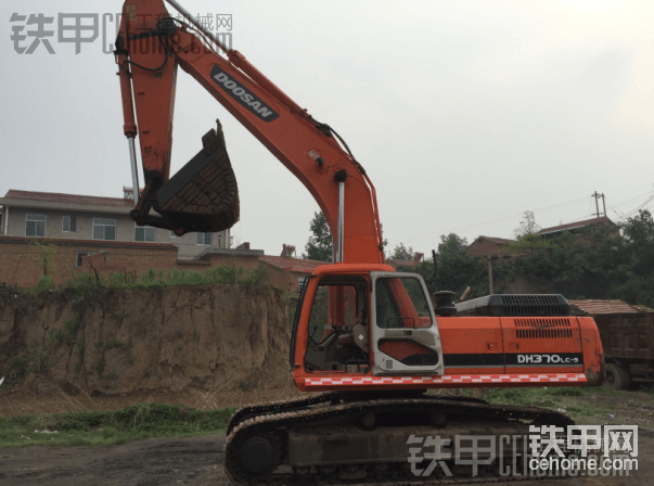 斗山 DH370LC-9 二手挖掘机价格 45万 7000小时-帖子图片