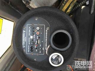 夏工951h側卸裝載機之自己動手安裝低音炮