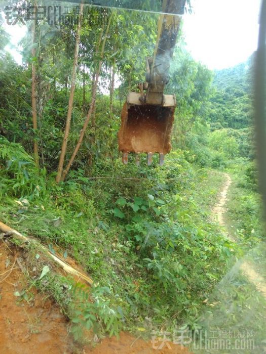 120挖機開七米山路的，幫助下新手