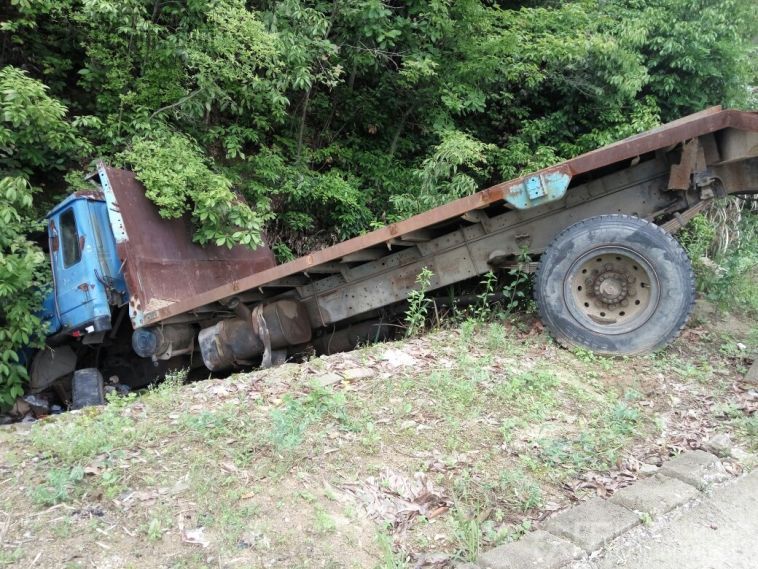 各位甲友以后開板車注意安全