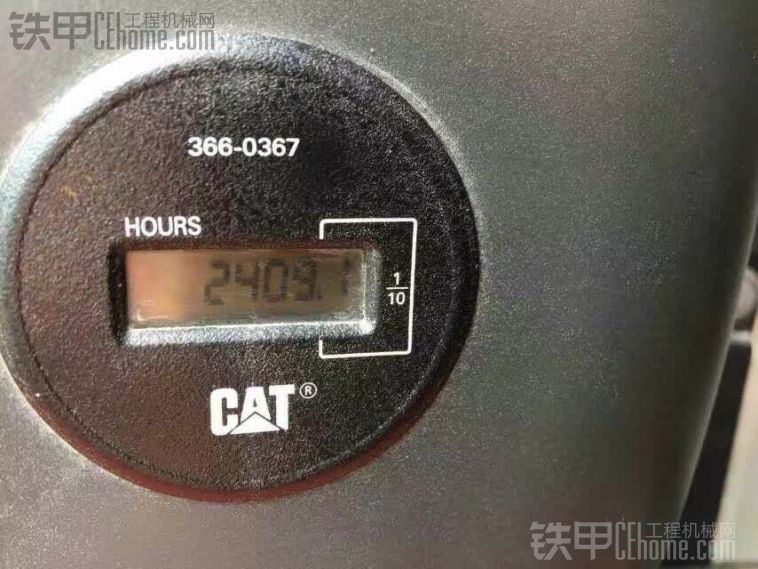 卡特彼勒 CAT320D 二手挖掘机价格 58万 2409小时