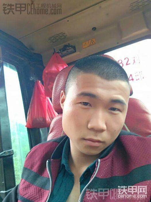 像流氓不<img class="smiley" src="/img/smiley/default/hug.gif">
