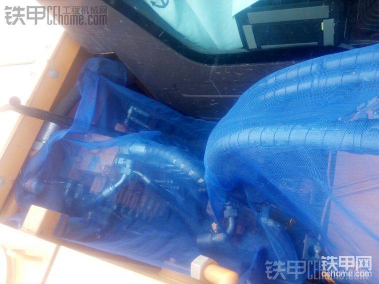 鄉(xiāng)下干活樹葉樹樹杈多弄上這個(gè)省心不少。
