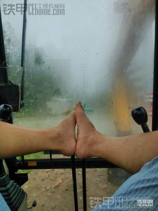 下雨了