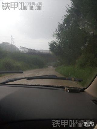 雨。。。。。。。