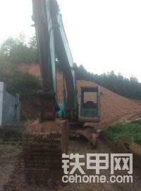 神钢 SK200-6 二手挖掘机价格 16万 000000000000000小时