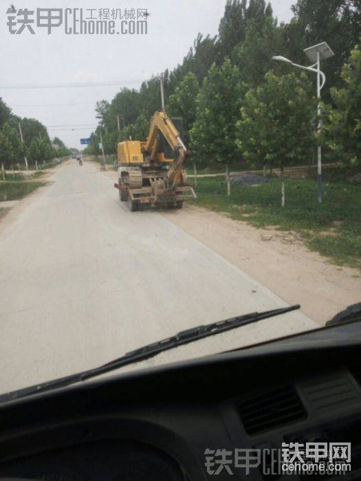 路上看到的，，