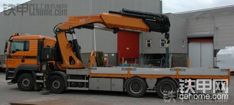 MAN&#160;TGA&#160;41.480（带FASSI&#160;随车吊）